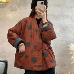 Literary retro cotton and linen quilted coat, autumn and winter short ethnic V-neck one-button polka-dot cotton coat