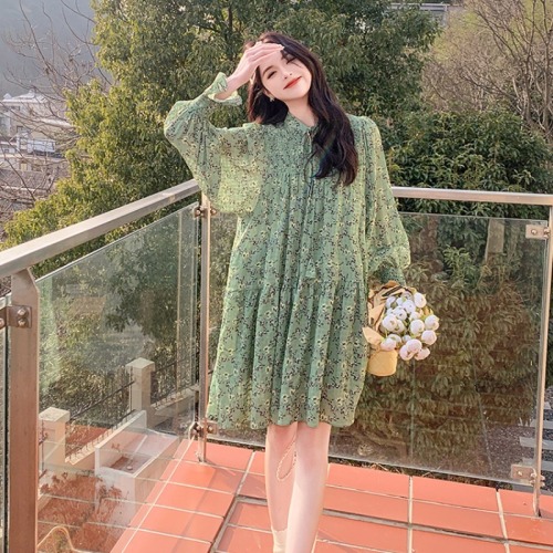 Tea break French green floral dress for women 2024 new style high-end loose slimming fairy dress