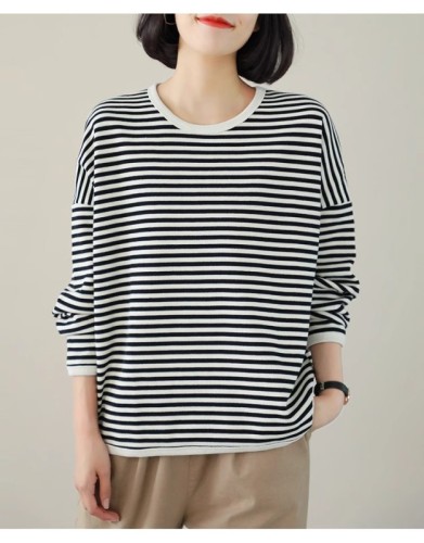 Striped sweatshirt for women, loose, slim, Korean version, versatile, casual, simple, round neck, spring and autumn long-sleeved T-shirt