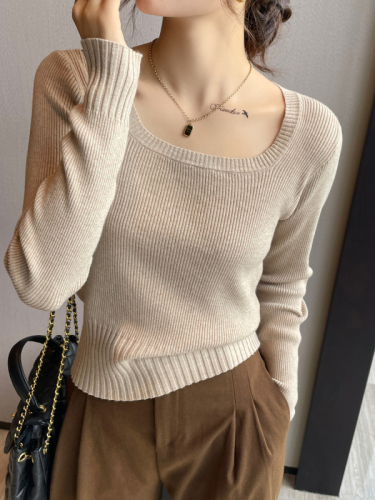 Knitted sweaters for women in spring, autumn and winter 2024 new high-end slim square-neck bottoming shirts with early autumn long-sleeved tops
