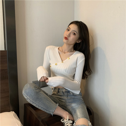 Actual shot of autumn slimming V-neck crossover sweater long-sleeved T-shirt top