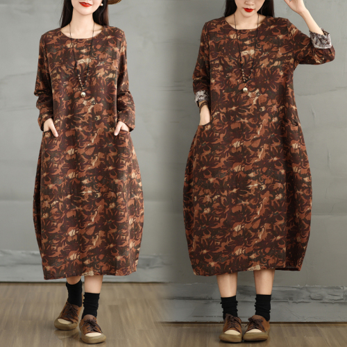 New cotton and linen printed long-sleeved dress, retro age-reducing printed large size pullover round neck mid-length skirt