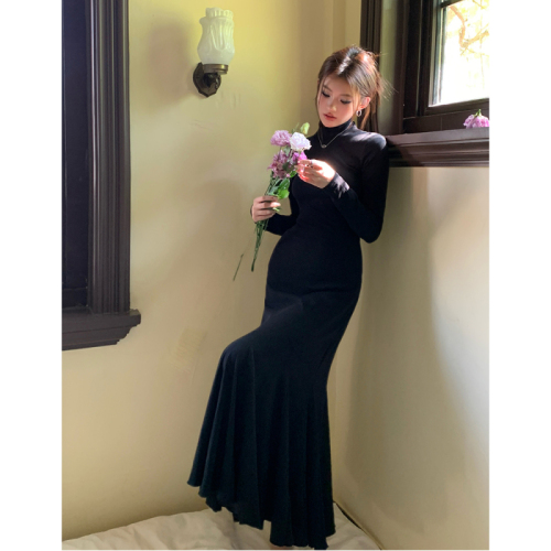 Real shot of 2024 autumn and winter new half-high collar dress for women, slim fit inner a-line fishtail skirt, long bottoming skirt