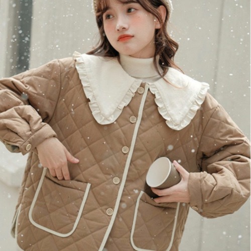 Short cotton coat, 2024 age-reducing design, thin and light cotton coat for small people, fashionable little fragrant jacket, autumn and winter