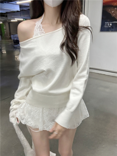 Real shot of trendy Korean style Korean Dongdaemun temperament commuter style sexy lace embroidered halter top