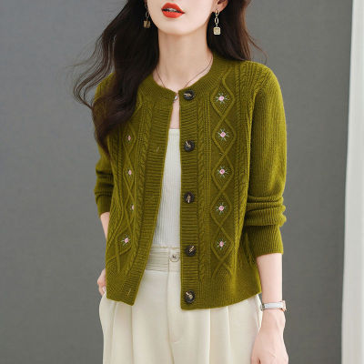 2024 new style knitted cardigan for women, fashionable embroidered sweater for spring and autumn wear, round neck, foreign style, loose and versatile jacket