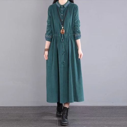 2024 autumn new solid color single breasted embroidered multi-size mid-length shirt dress for women