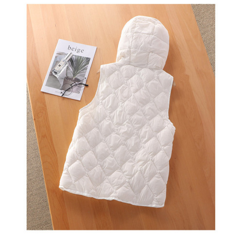 New diamond quilted lightweight hooded sleeveless warm vest for women