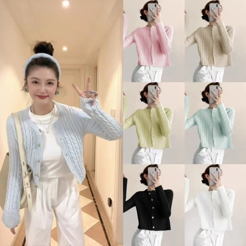 Black Bean Heng Heng Gentle early spring autumn top women's candy-colored twist sweater cardigan short knitted small jacket