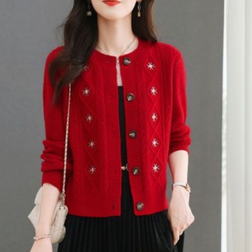 2024 new style knitted cardigan for women, fashionable embroidered sweater for spring and autumn wear, round neck, foreign style, loose and versatile jacket