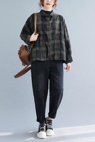 New 2024 autumn and winter loose large size slimming lapel style short plaid jacket that covers the flesh and looks slimming