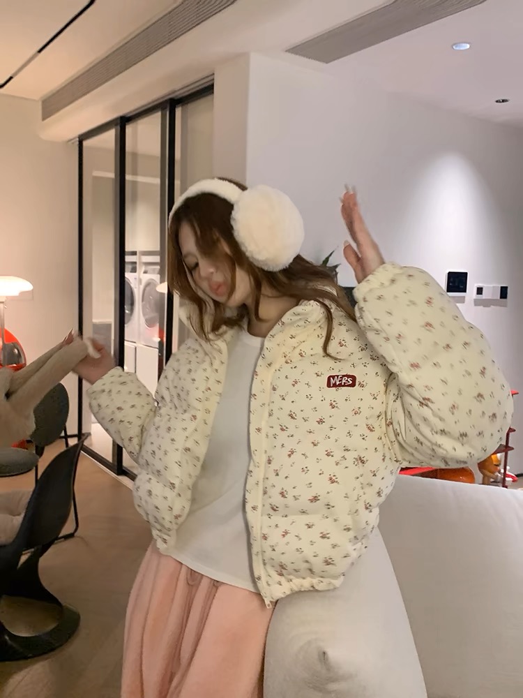 2024 winter American-style sweet little floral full-print stand-up collar short cotton jacket for women loose thickened warm and versatile jacket