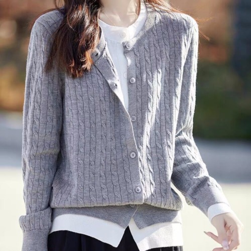 Retro twist contrast fake two-piece knitted cardigan women's sweater French layered high-end top