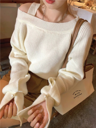 Sheep velvet design niche off-shoulder sweater for women autumn and winter warm and soft waxy loose knitted sweater top