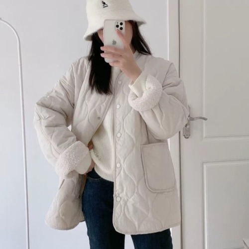 Lamb wool light and thin ins autumn and winter new Korean version loose small fragrant style rhombus warm little women's cotton clothing