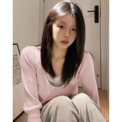 Tender pink fake two-piece long-sleeved sweater T-shirt for women 2024 early autumn new design slim-fitting bottoming top