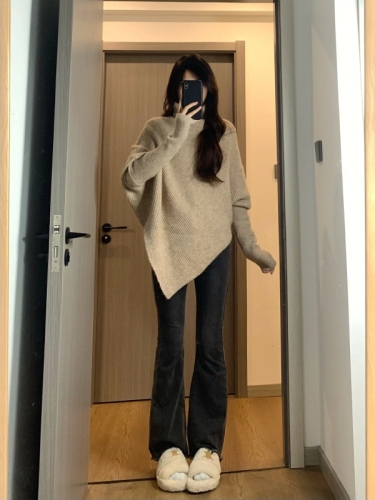 Irregular design turtleneck sweater for women in autumn and winter loose and versatile niche lazy style soft waxy sweater top