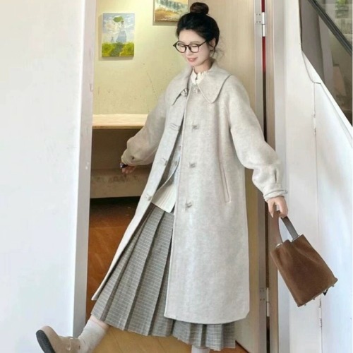 Long woolen coat for women in spring and autumn, small Korean style, retro doll collar, plate-button woolen coat, high-end