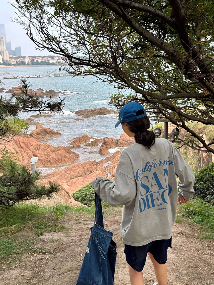 Versatile printed loose and versatile oversize long sleeve t-shirt for women