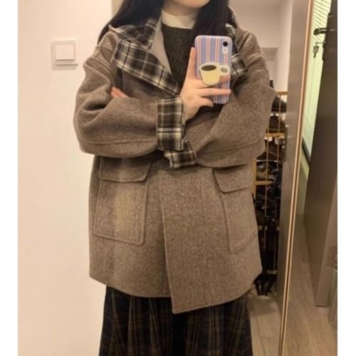 Horn button hooded Korean style woolen coat for women autumn and winter 2024 new Hepburn style small person woolen coat