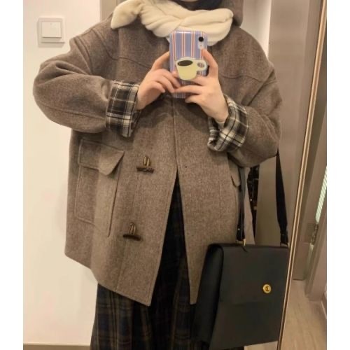 Horn button hooded Korean style woolen coat for women autumn and winter 2024 new Hepburn style small person woolen coat