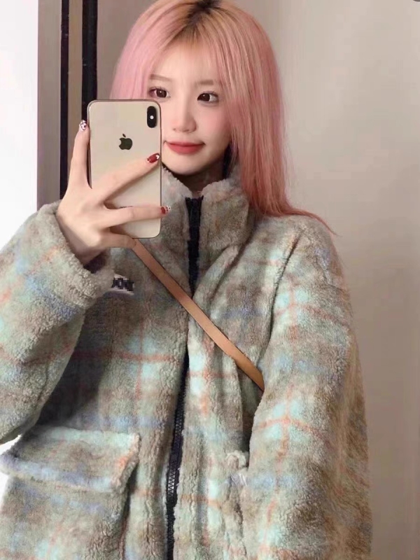 Winter thickened lamb wool coat for women, new stand collar loose lamb wool cotton coat, versatile cotton jacket and cotton coat