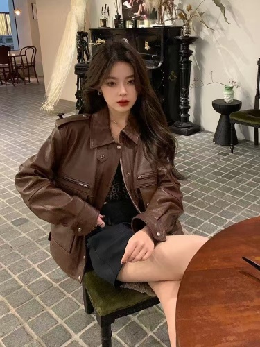 Kuangji KUAN JI Yi Mengling's same style brown leather unisex retro Hyuna style sweet and cool unique niche jacket