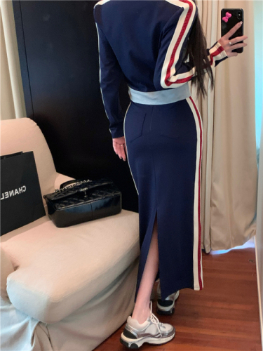 Real shot!  Autumn temperament suit women's contrasting color lapel long-sleeved jacket slit hip-covering skirt two-piece set