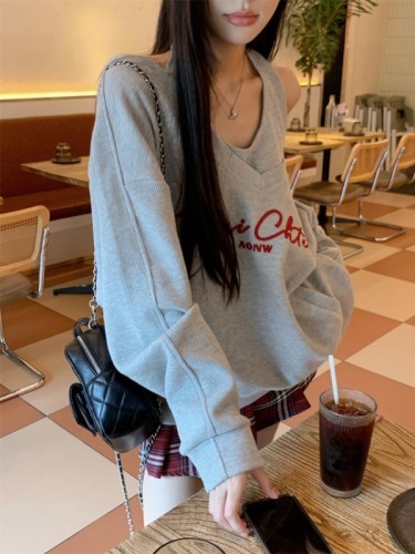 Casual sports suit for women in early autumn 2024 high-end temperament and age-reducing matching set