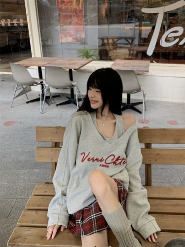 Casual sports suit for women in early autumn 2024 high-end temperament and age-reducing matching set