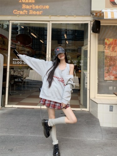 Casual sports suit for women in early autumn 2024 high-end temperament and age-reducing matching set