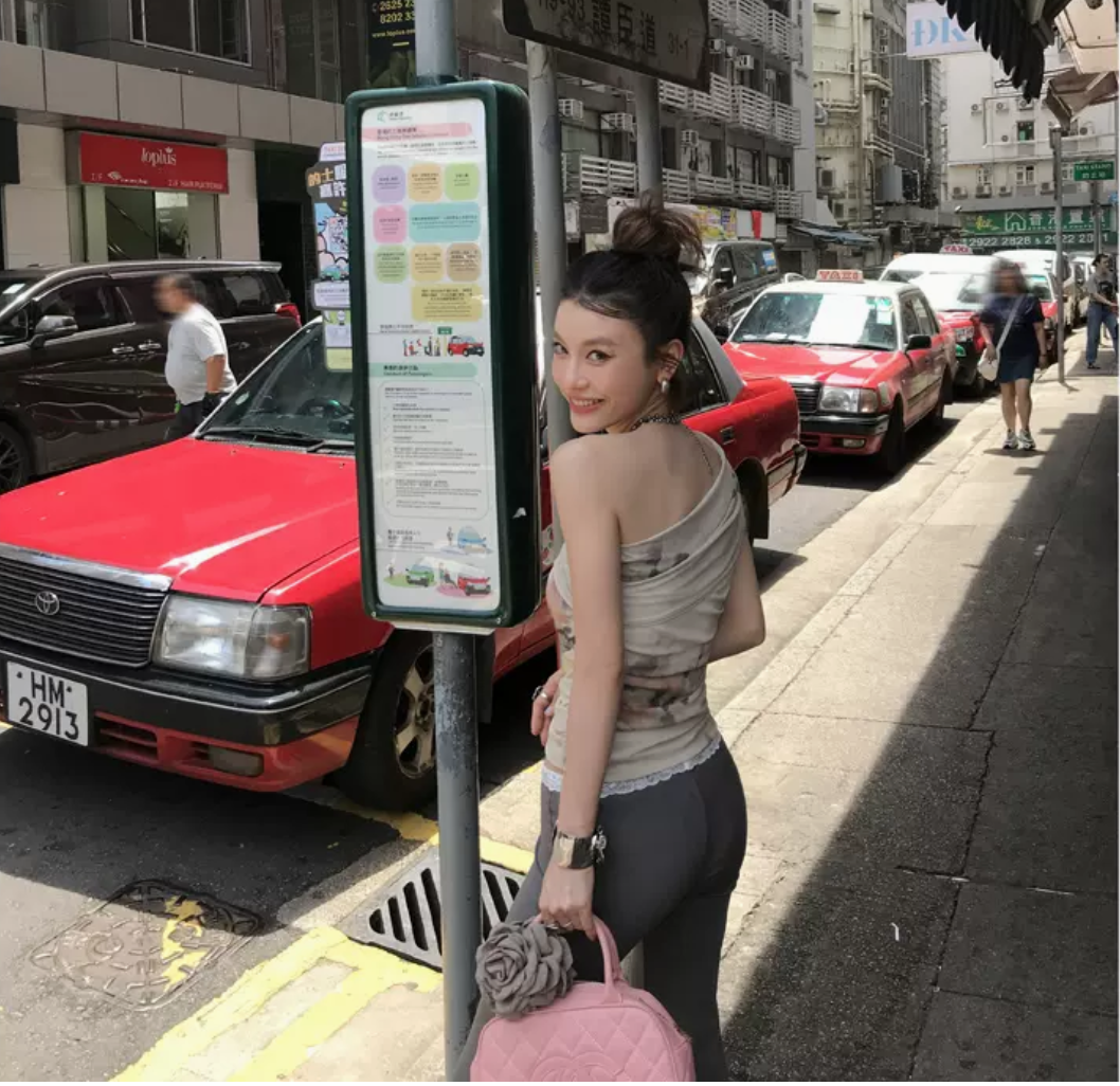 網紗印花斜肩背心女夏辣妹修身短上衣