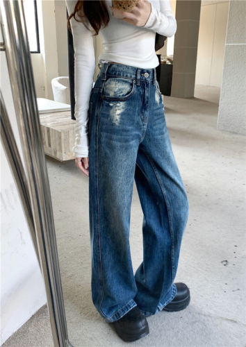 Real shot!  Retro distressed wide-leg jeans, new high-waisted, loose, slim and versatile trousers