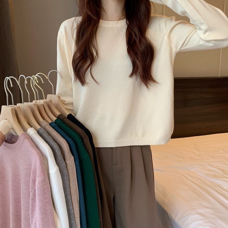 Short inner sweater for women, autumn new style, loose round neck bottoming shirt, long-sleeved sweater, white top