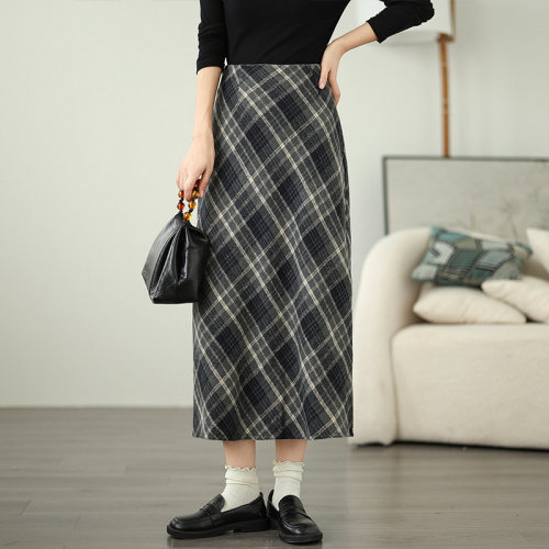 Large size fat mm retro plaid hip skirt women's autumn and winter woolen A-line mid-length slightly fat skirt