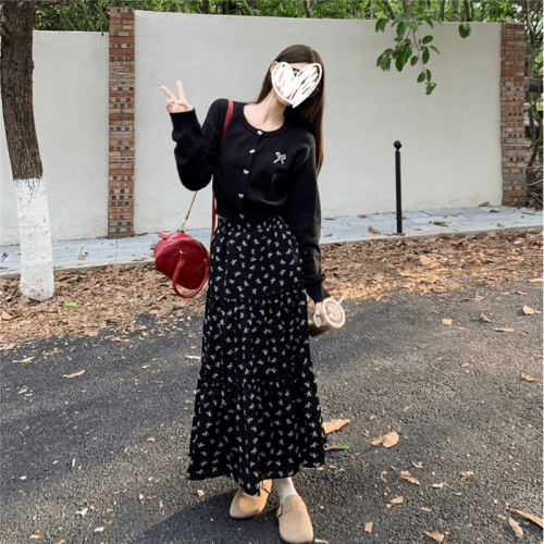 Actual shot ~ Bow long-sleeved sweater floral high-waisted half-length skirt for women early autumn new fashion two-piece set