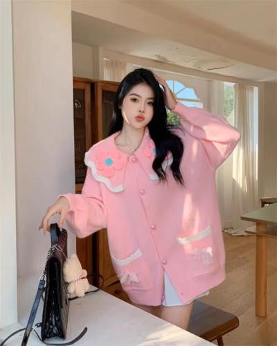 Designed three-dimensional floral sweater jacket for women, sweet and lazy style, thickened Korean style loose mid-length knitted cardigan