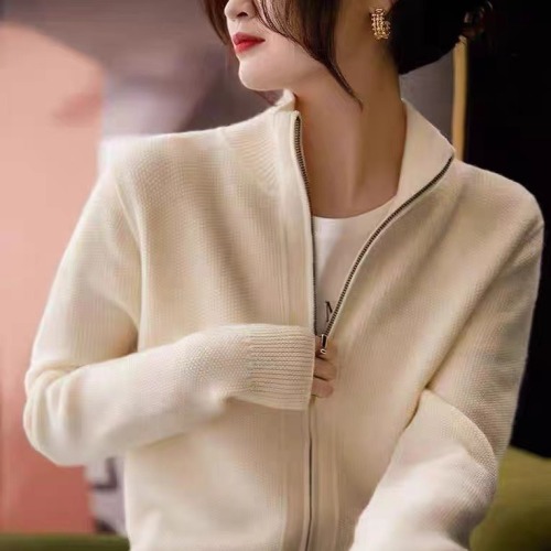 2024 autumn and winter new fashionable German Yangzi yarn stand collar zipper wool knitted cardigan sweater for women