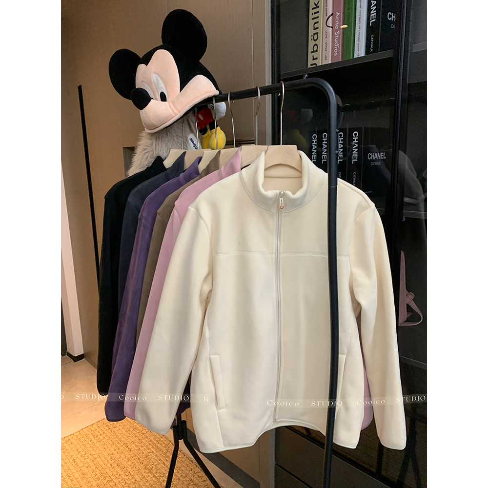 Real shot!  2024 autumn and winter new style soft, comfortable, velvet and thickened, western style, versatile, warm and small jacket for women