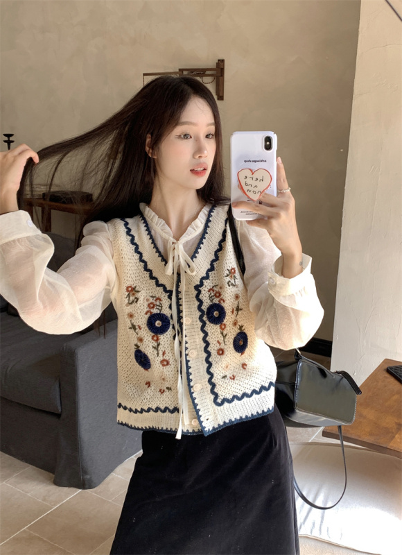 New Fungus Long Sleeve Puff Sleeve Shirt + Xiaoxiangfeng Heavy Industry Embroidered Vest Two-piece Set