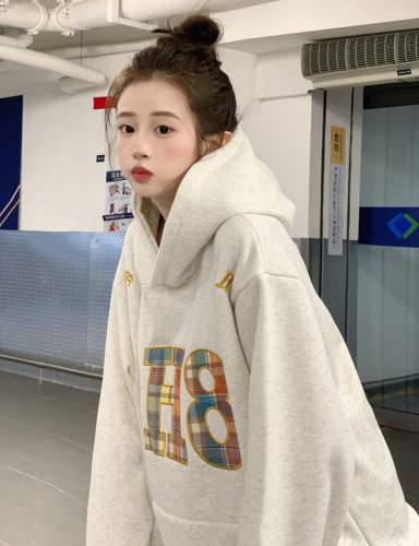 Real shot of Chinese cotton composite true super velvet thickened sweatshirt for women in autumn and winter loose design embroidered hooded Korean style top