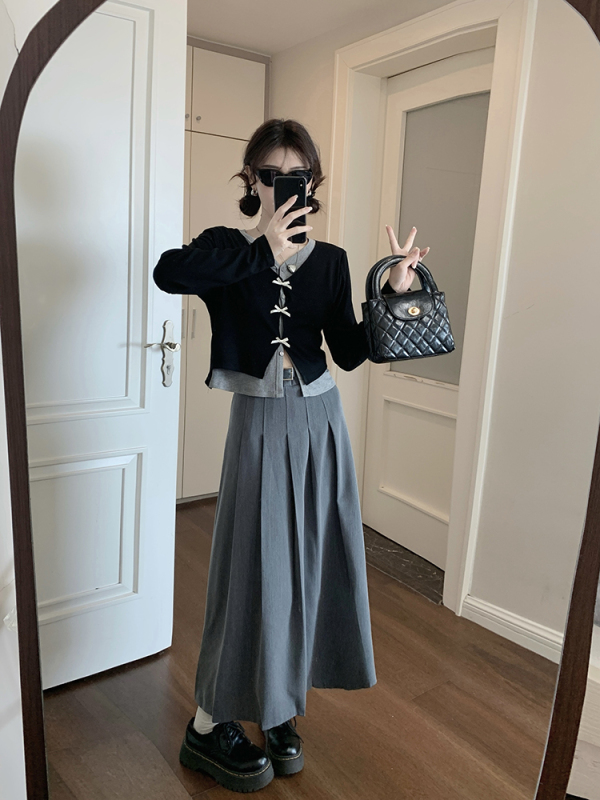 Autumn new design fake two-piece sweater + pleated skirt two-piece set