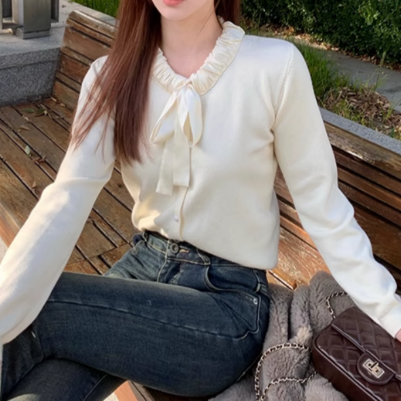 French sweet lace-up bow long-sleeved sweater for women in autumn and winter new Korean style temperament and age-reducing slimming top