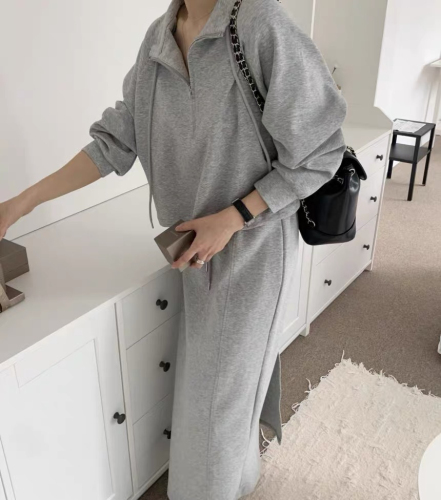 Korean chic autumn retro simple half-zip drawstring long-sleeved sweatshirt + back slit straight skirt suit