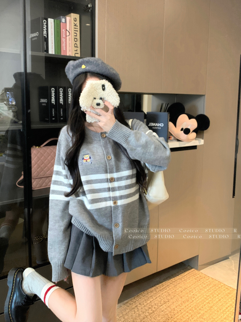 Real shot~ Autumn new Korean casual striped cartoon embroidery college style single button sweater cardigan 