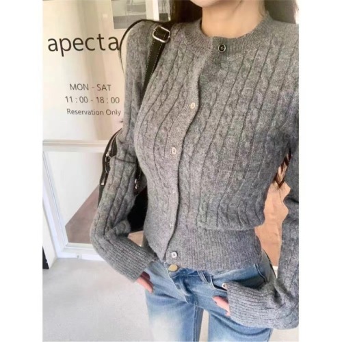 Black Short Plaid Knit Top for Women, Autumn Korean Version 2024 New Model Slimming and Figure-Shaping Spicy Girl Layering Long Sleeve Cardigan