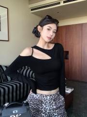 Real shot of autumn sexy hot girl style showing collarbone, hollow out and slimming long-sleeved T-shirt for women with off-shoulder bottoming shirt