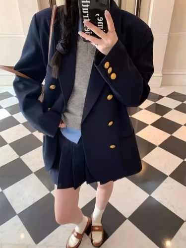 Ye Ge Bu Ye high-end casual black small suit 2024 spring and autumn new niche gold buckle small jacket for women