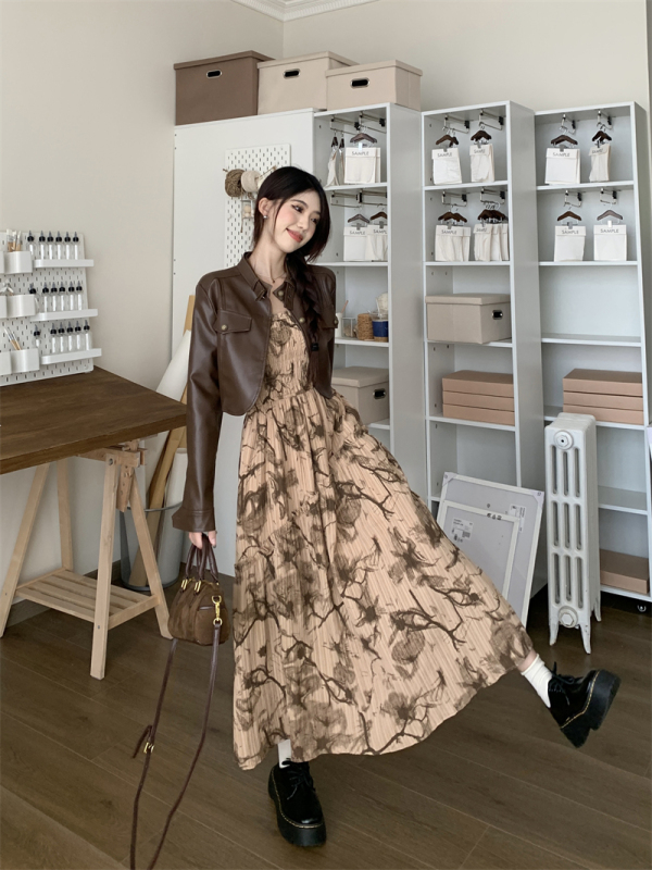 Personalized motorcycle PU leather short leather jacket + suspender pleated printed dress two-piece set