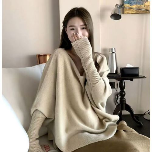 Autumn new top soft waxy bat sleeve sweater irregular one shoulder retro lazy style knitted sweater